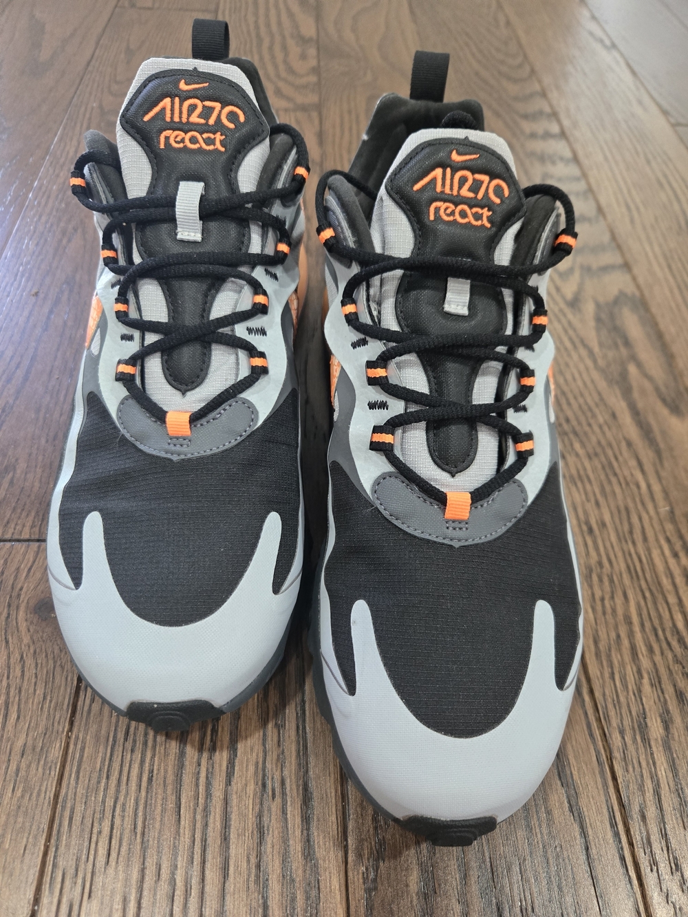 Nike Air270 React Men's Black & Gray Athletic Sneakers with Orange Accents 10.5
